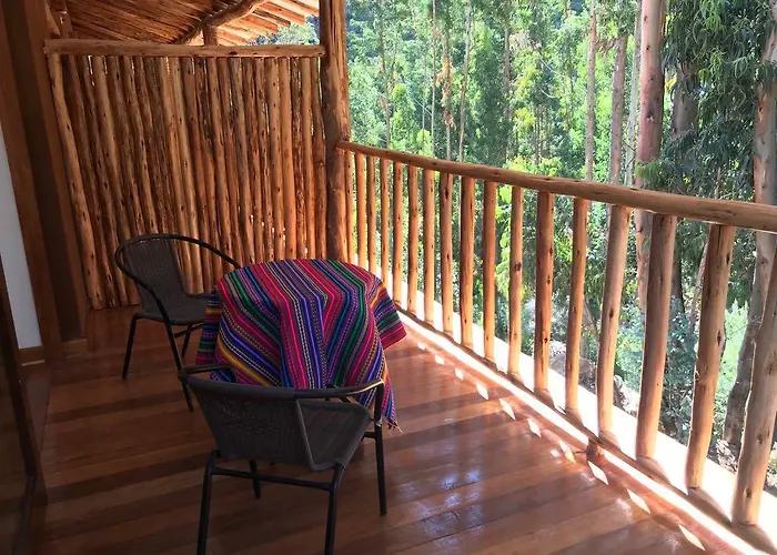 Bamboo Sacred Valley 3*