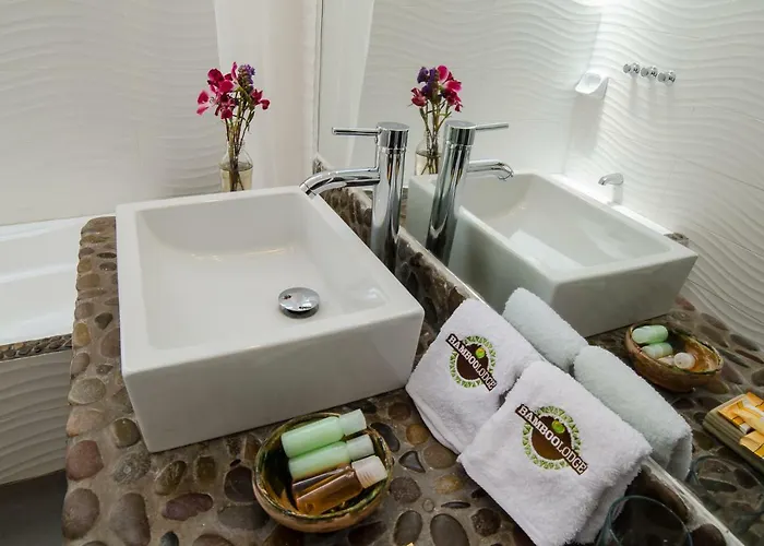 Bamboo Sacred Valley Hotel 3*